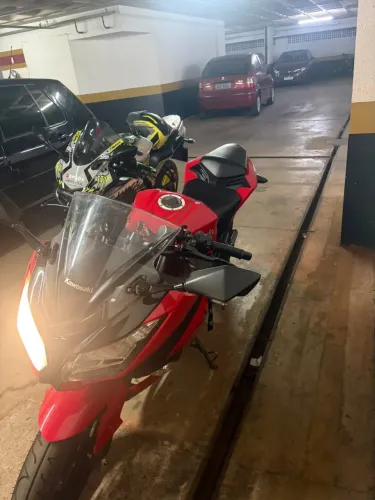 Kawasaki ninja 300