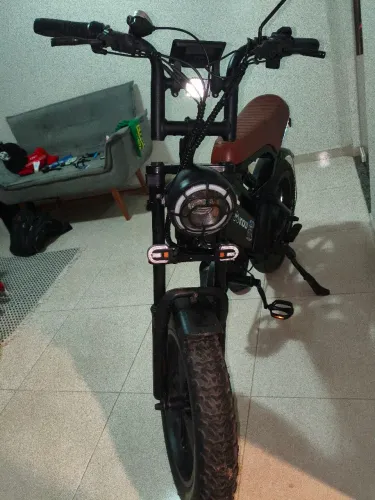 Bicicleta elétrica V20 Brake 750W 48V - Impecável + Upgrades (Painel H6C e Pneu de Moto)