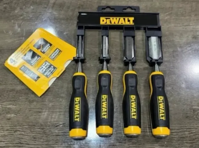 Kit com 04 formões DeWalt KDWHT16063.