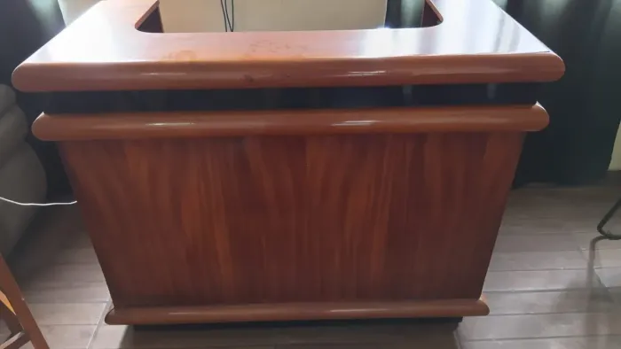 Vendo um Bar de Madeira.