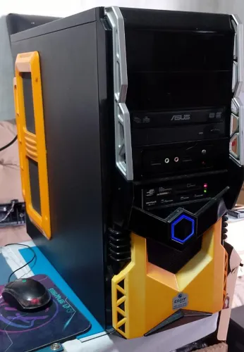 Cpu Gabinete Completo: Intel 6° Geração, SSD 120GB, 8Gb DDR4, Windows 10 e Office 2024
