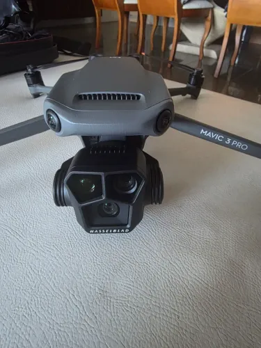 Drone dji mavic3 pro