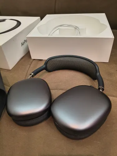Apple AirPods Max 1 geração semi-novos 