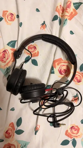 Fone de Ouvido Sennheiser HD25 Preto