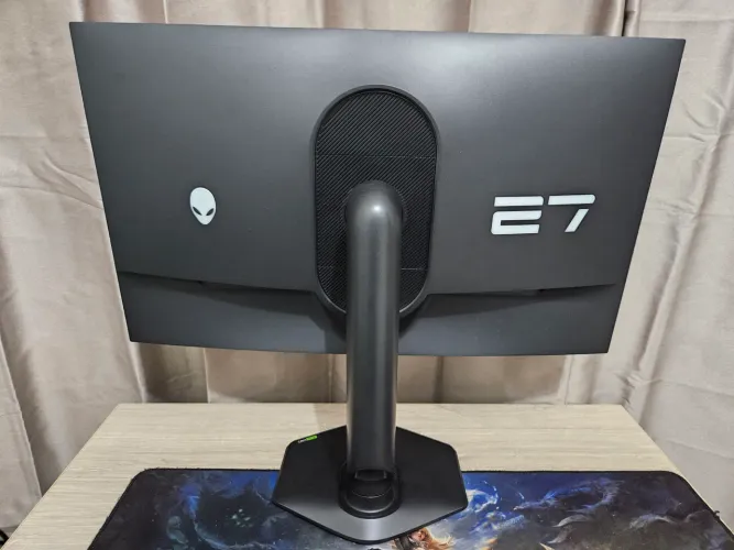 Monitor alienware 27 quad hd