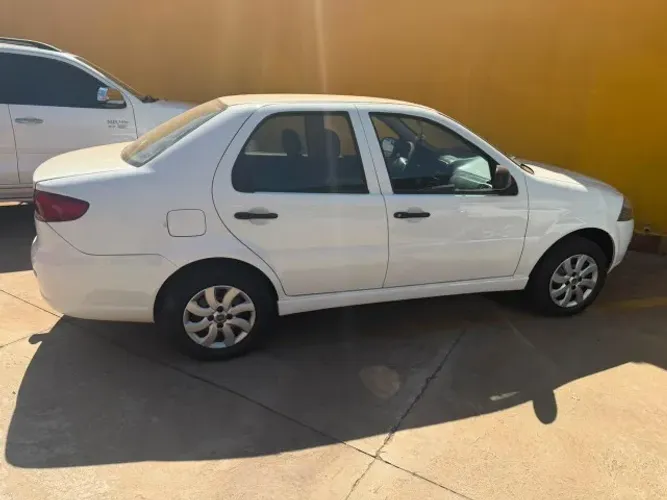 Fiat Siena EL 1.0 MPI Fire Flex 8V 4P 2015
