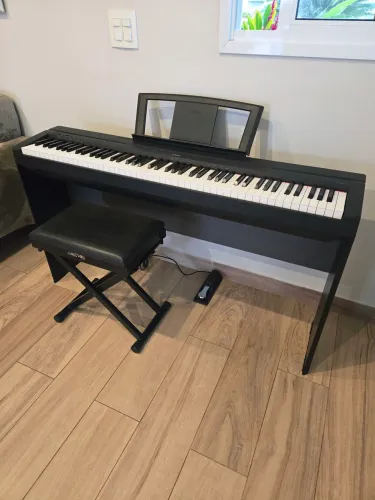 Piano digital Yamaha P-35 completo - PREÇO NEGOCIÁVEL