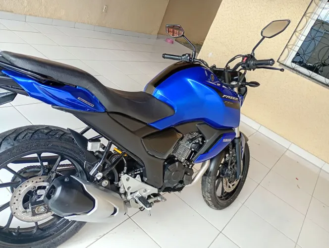 Fz 15 revisada pneu e kit zero *23