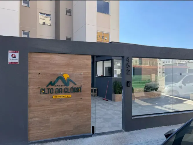 Apartamento 2 Quartos com Garagem Próximo ao Centro