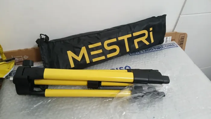 Tripé de nivel a laser