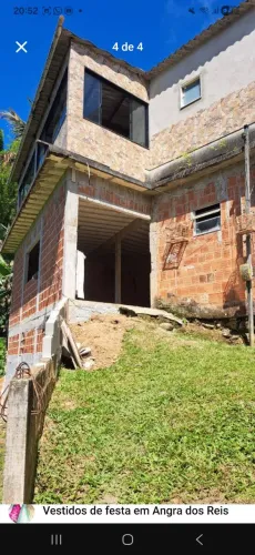 Vende-se Casa 2 andar com quintal a frente bem grande