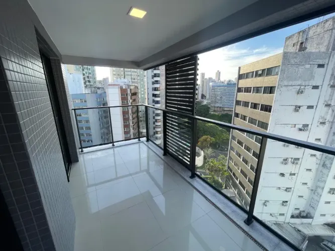 Oportunidade na Graça - Quarto e sala com varanda  32m²