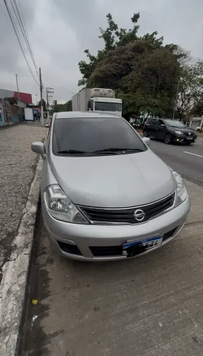 Nissan Tiida S 1.8/1.8 Flex 16V Mec. 2013