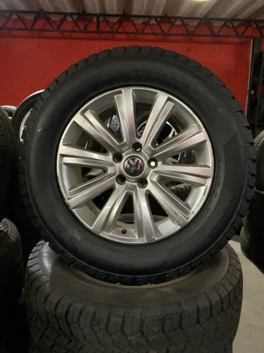 Rodas com pneus aro 18 5x120 picape VW Amarok Highline 