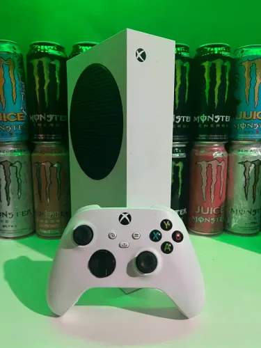 Xbox Series S 512GB - Completo/Manaus
