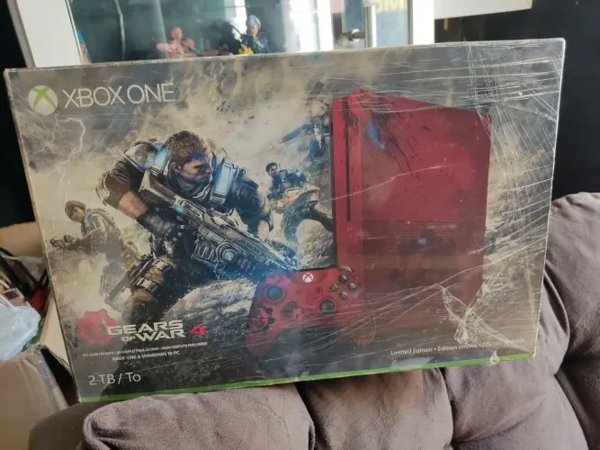 Xbox one s Gers of war 4