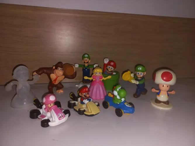 Lote com 10 itens Super Mário do McDonald's 
