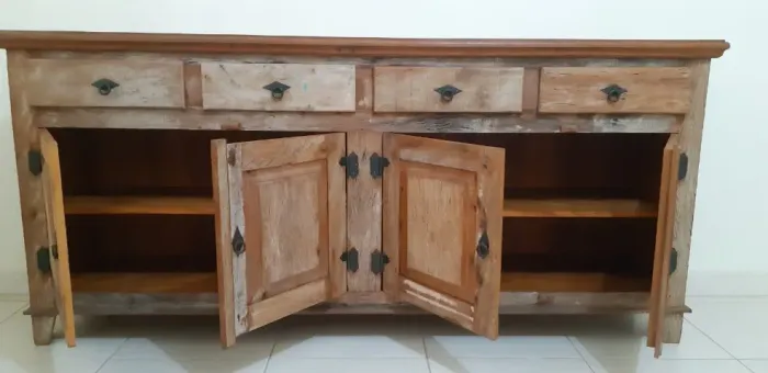 buffet rústico
