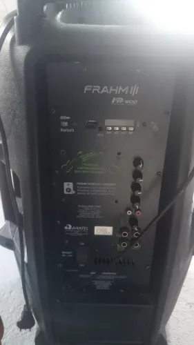 Caixa De Som Amplificada Frahm PW 600 Wireless 600W 31760 Preta