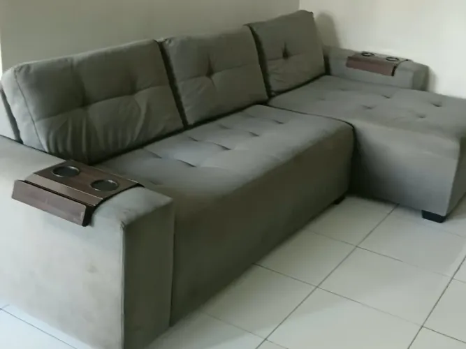 Sofá com Chaise