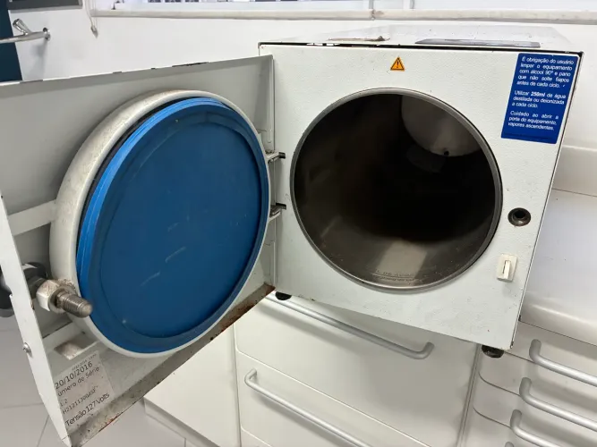 Autoclave Digitale 12 litros para repair