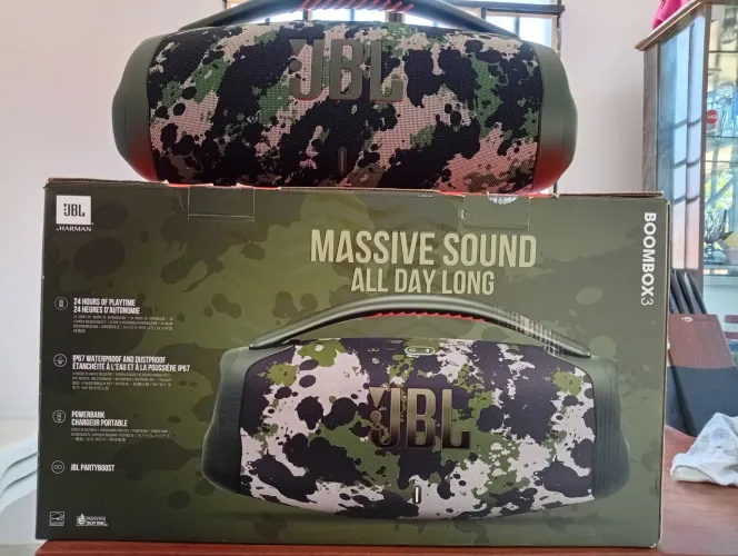 Bom box 3