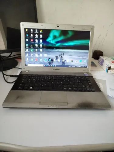 Notebook Sansung Core I3 6gb de Ram Hd 298Gb