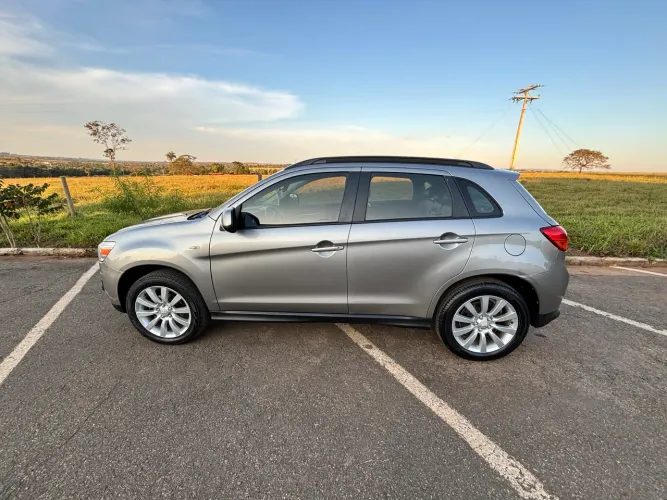 Mitsubishi ASX 2.0 16V 160cv Aut. 2014