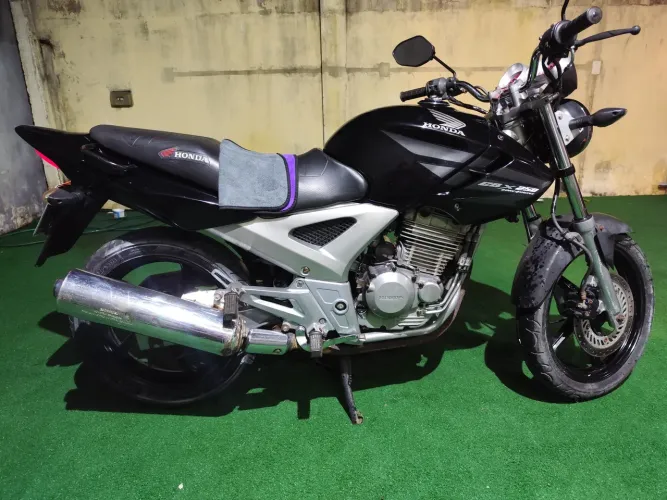 Vendo CBX Twister 2008