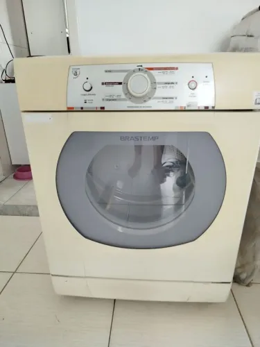 Secadora de roupas Brastemp