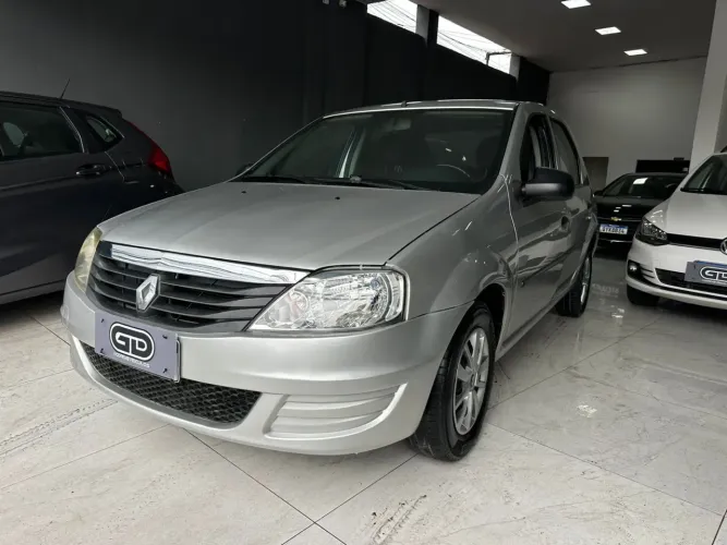 Renault Logan Authentique Hi-flex 1.0 16V 4P 2011