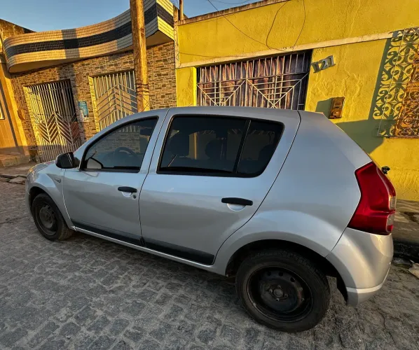 Renault Sandero Expression Hi-flex 1.6 8V 5P 2012