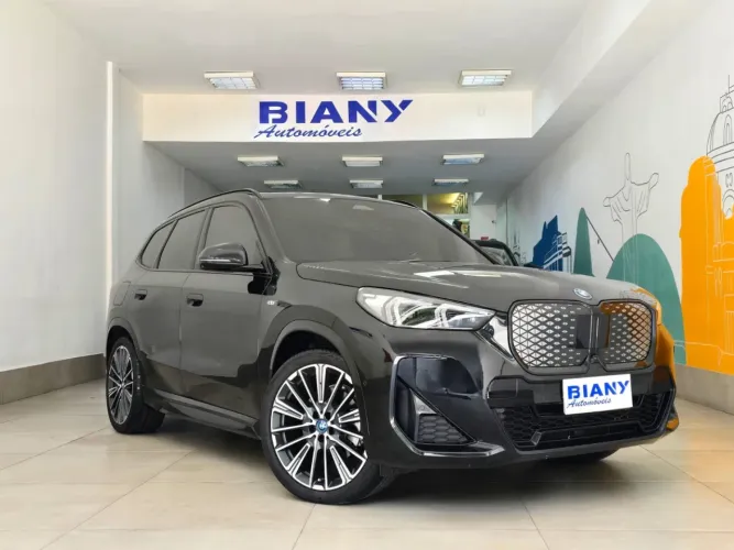 BMW IX1 Xdrive 30 M Sport (elétrico) 2024