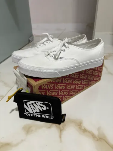 Vans Authentic True White Nº41 + Carteira Vans de Brinde