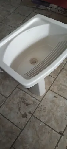 Vendo tanque de louça (usado)