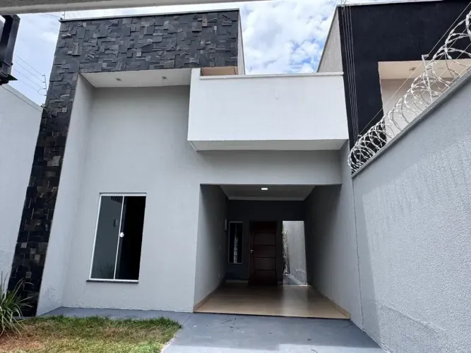 Casa a venda no Setor São Leopoldo, próximo à Vila Pedroso, Goiânia, GO
