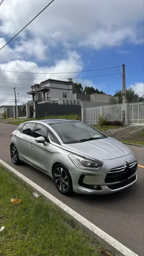 Citroen DS5 1.6 Turbo 16V 5P Aut. 2013