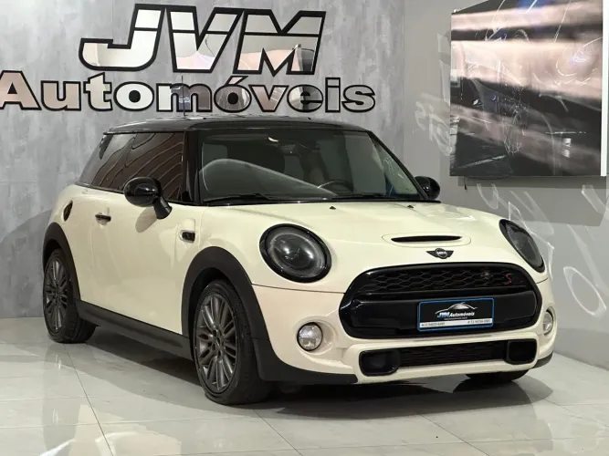 Mini Cooper S Seven 2.0 Turbo 16V 3P Aut. 2015