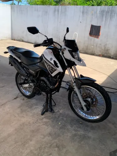 Crosser