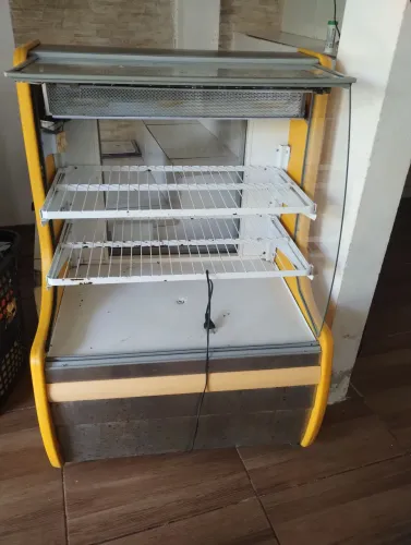 Freezer Expositor - Funciona Perfeitamente (Sem Vidro)