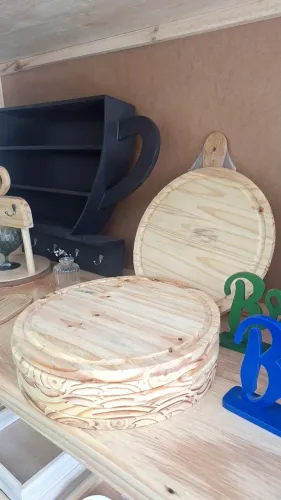 TÁBUA PARA SERVIR PIZZA