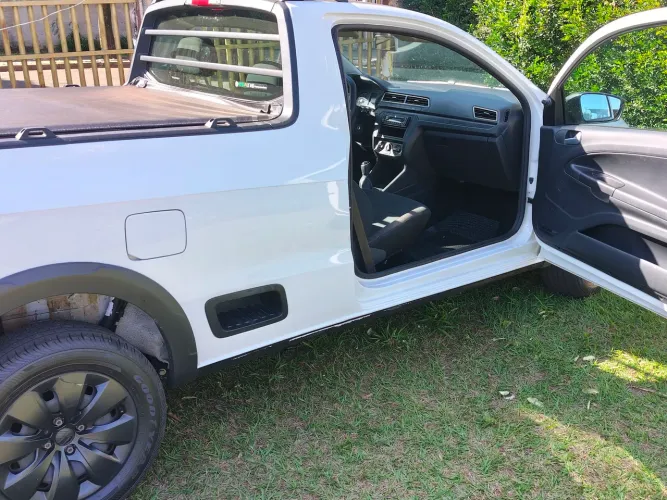 Volkswagen Saveiro Robust 1.6 Total Flex 16V 2024