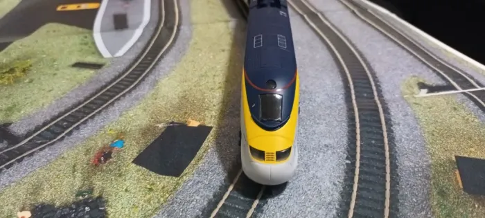 Trem conjunto Eurostar Hornby escala OO, compatível com trilho HO