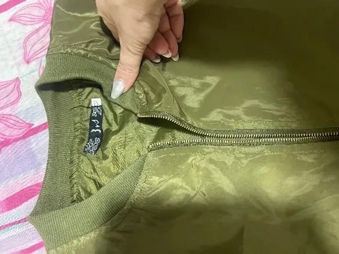 Vendo casaco corta-vento