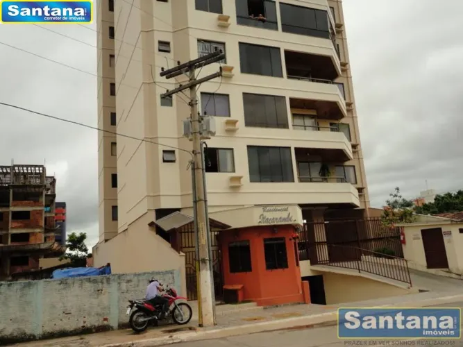 Apartamento com 2 dormitórios à venda, 62 m² por R$ 240.000,00 - Centro - Caldas Novas/GO