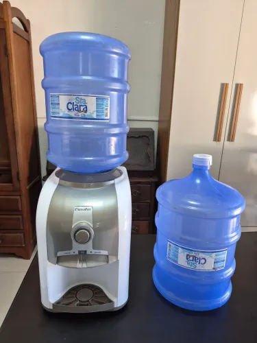 Filtro bebedor água gelada Esmaltec com 2 galão