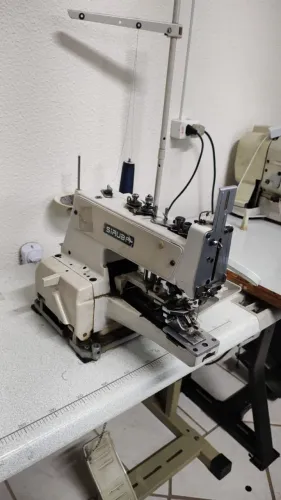 Vendo Botoneira Siruba Industrial