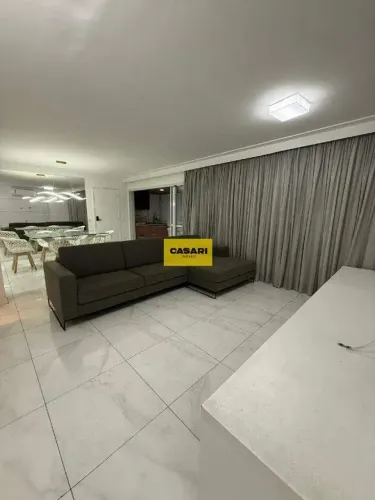 Apartamento para locação no Centro de Santo André com 2 suítes e lazer completo