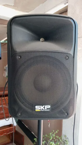 Caixa som SKP Pro Audio