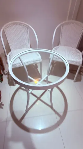 Conjunto de mesa e cadeira para varanda